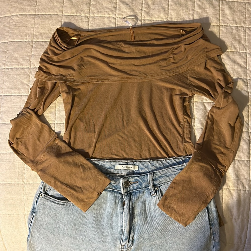 Free people-Off shoulder long sleeve top